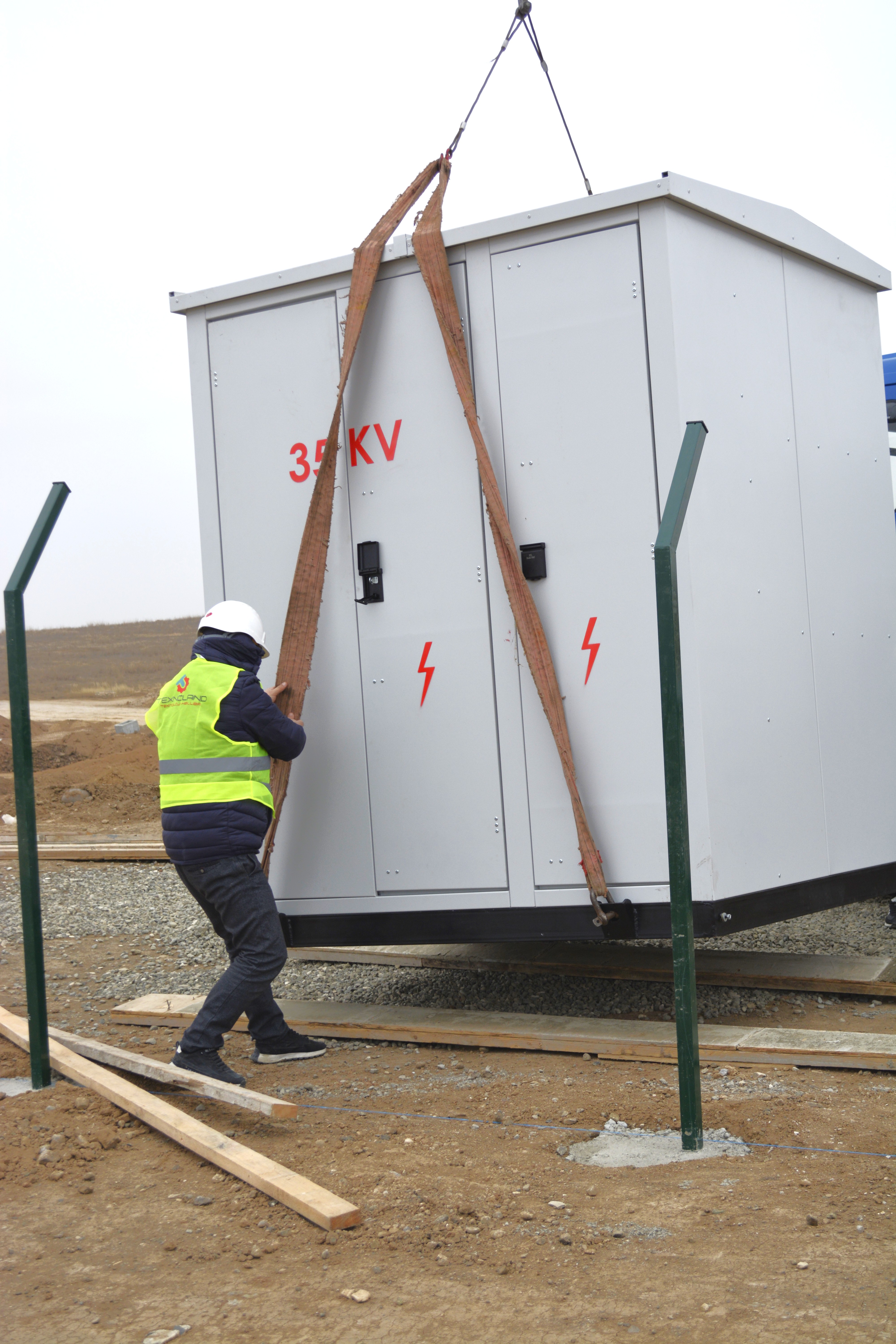 35/0,4 kV KTM-in quraşdırılması və 35 kV kabel xəttinin çəkilişi